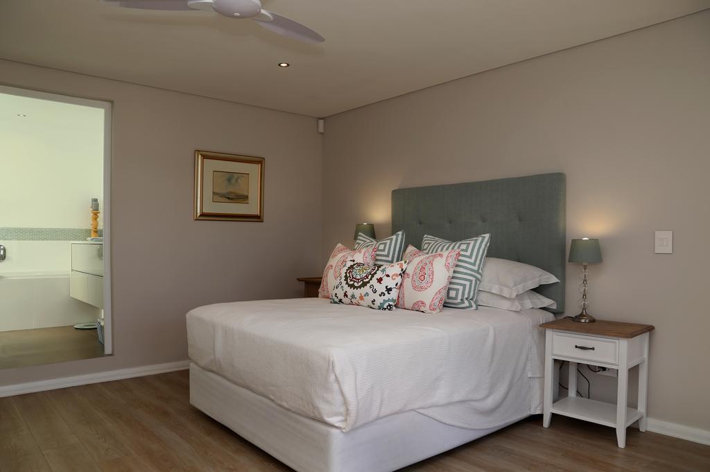 Appartement Cape Coral à Hermanus Extérieur photo